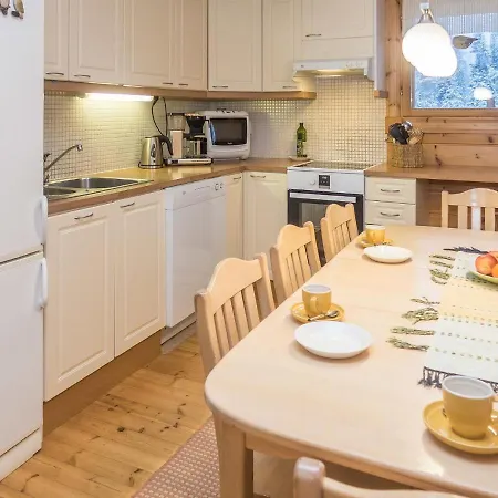 Holiday home Poelloelaakso By Interhome Ruka