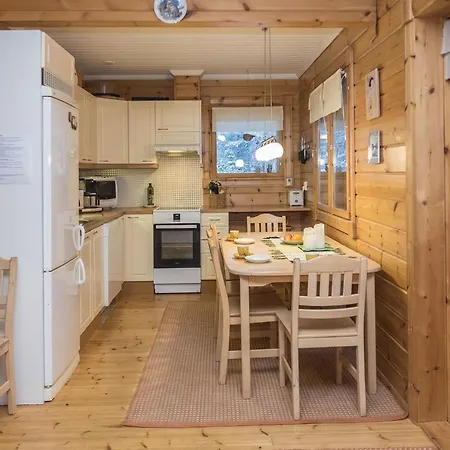 Poelloelaakso By Interhome Ruka